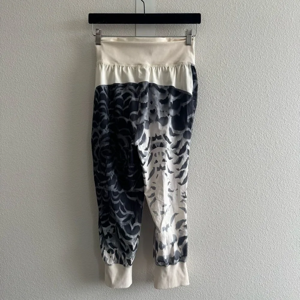 Lululemon Dance To Yoga Pant Pretty Plume Angel Wing Black Boyfriend Fit